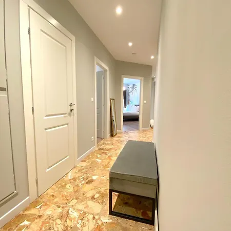 아파트 Ueber Den Daechern Von - Parkplatz & E-ladestation *