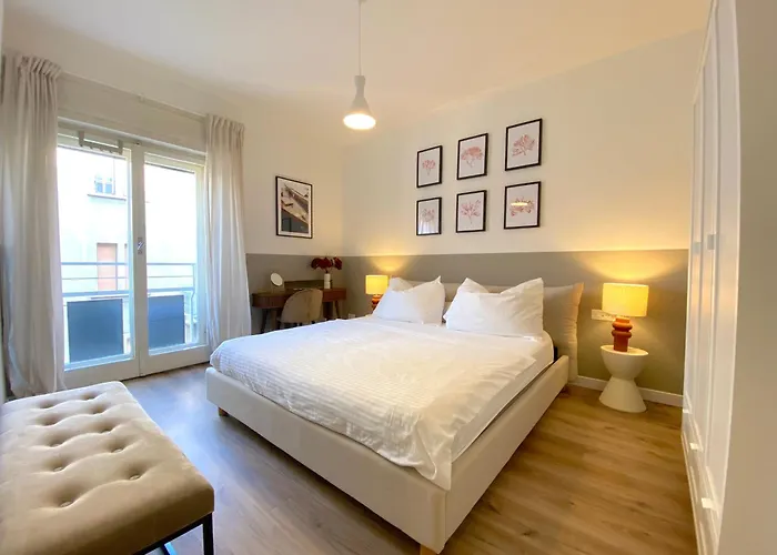 über Den Dächern Von - Parkplatz&e-ladestation Apartamento Trieste