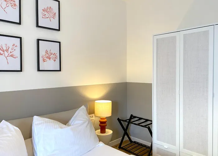 Ueber Den Daechern Von - Parkplatz & E-ladestation *